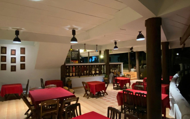 Lanta Il Mare Beach Resort