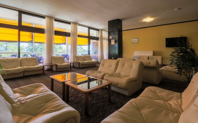 Hotel International
