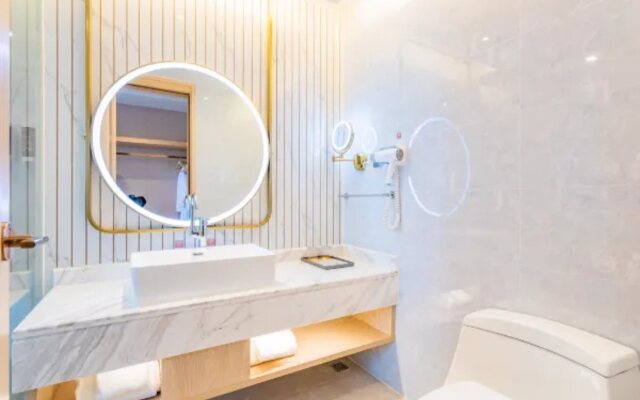 Vienna Hotel (Dongguan Wangniudun Wanghong Hub City)