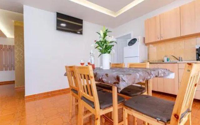 Illés Apartmanok Iii.