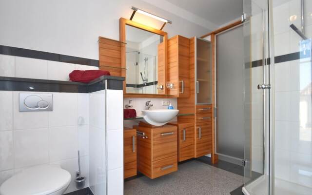 Charming Apartment With Terrace in Deggendorf