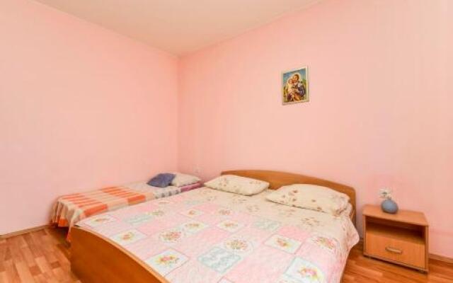 Holiday House Anica 1313