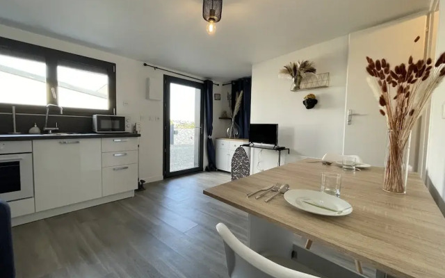 Apartment in Le Mans With Private Parking