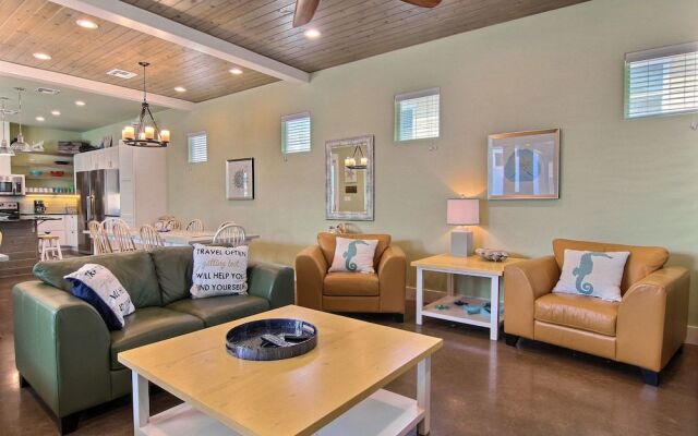 Bella Mar 69 by RedAwning