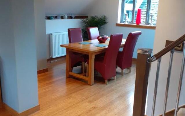 Riverside 2 bed apartment Bewdley Worcestershire