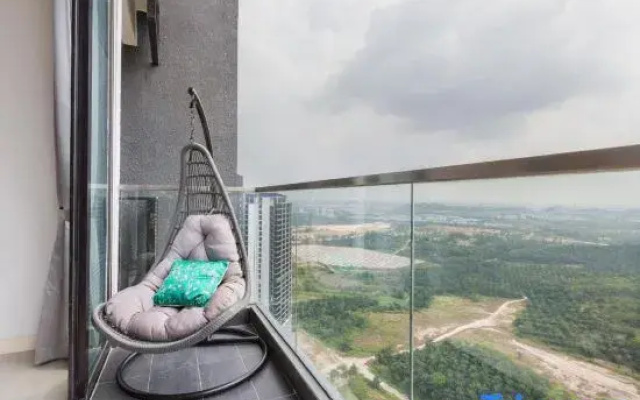 Legoland Fun- Hostahome Suites at D'Pristine Residence