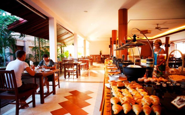 Fanari Khaolak Resort - Courtyard Zone