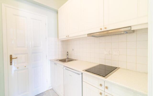 Saint Nicholas Beach Studio I