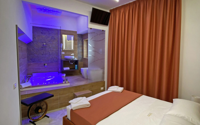 Twin Towers Naples Luxury