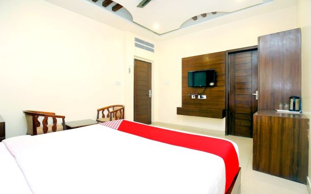 Capital O Hotel Cargo by JD