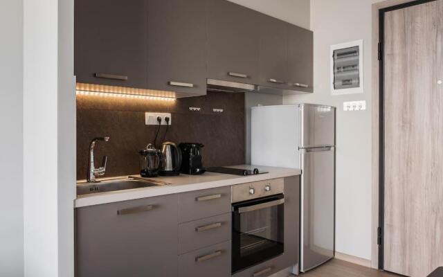 Piraeus Deluxe 2BDR Apt - near metro and port