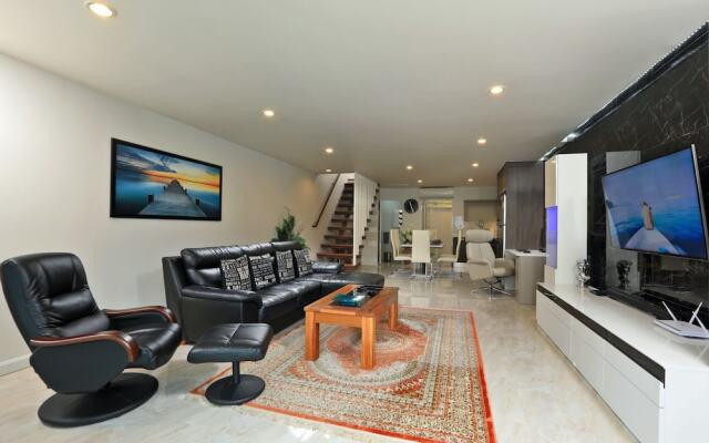 AP Grand Residence by Lofty