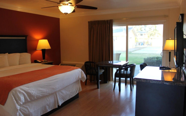 Travelodge by Wyndham Santa Maria