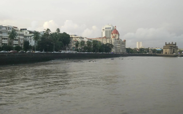 Strand Hotel Colaba