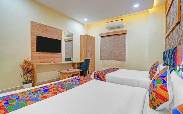 Fabhotel Hill Top Inn