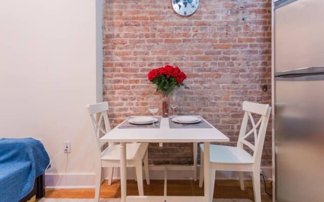 Beautiful 1 Bedroom Apartment