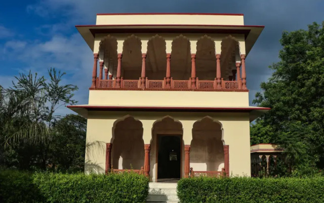 Shahpura Abhaneri Resort