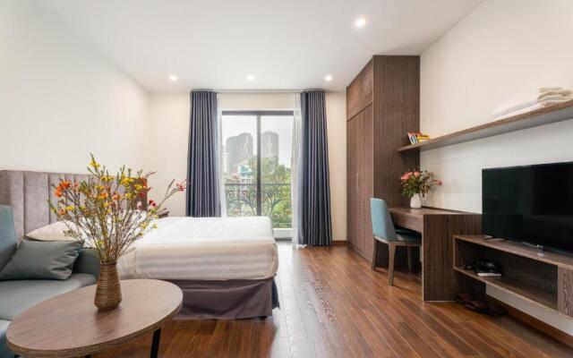 Granda Lake View Hotel & Apartment
