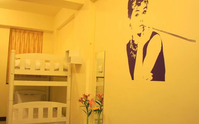Colorful Taiwan Hostel