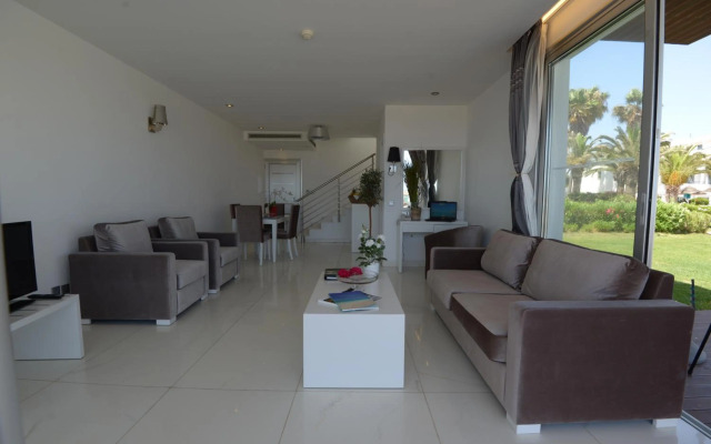Dome Beach Marina Hotel & Resort
