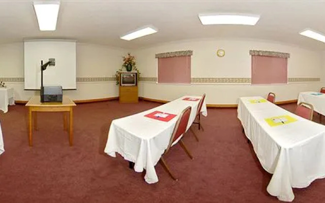 Express Inn & Suites