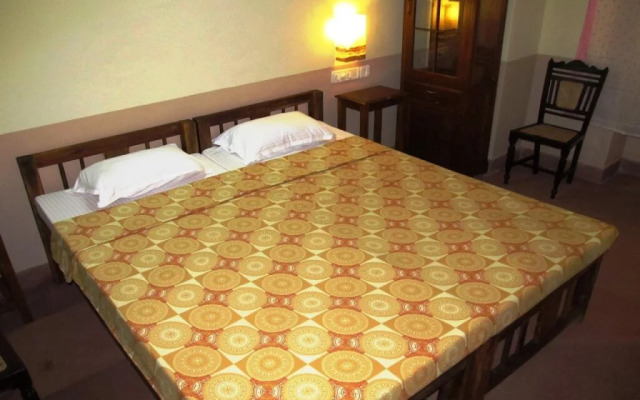 Royal Phoenix Inn