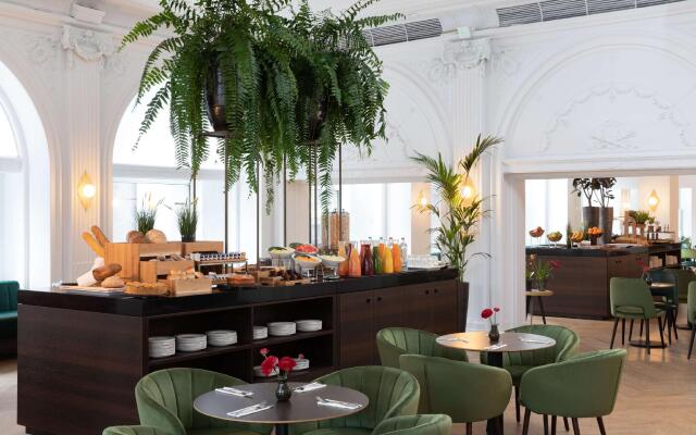 NH Collection Amsterdam Flower Market