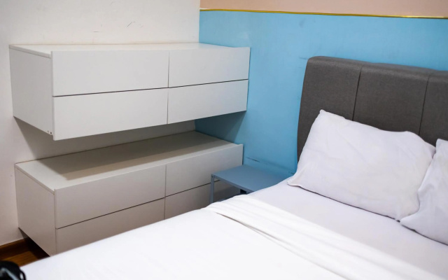 13a-Georgetown Beacon Executive Suites #Infinity Pool – Guest Rooms – George Town
