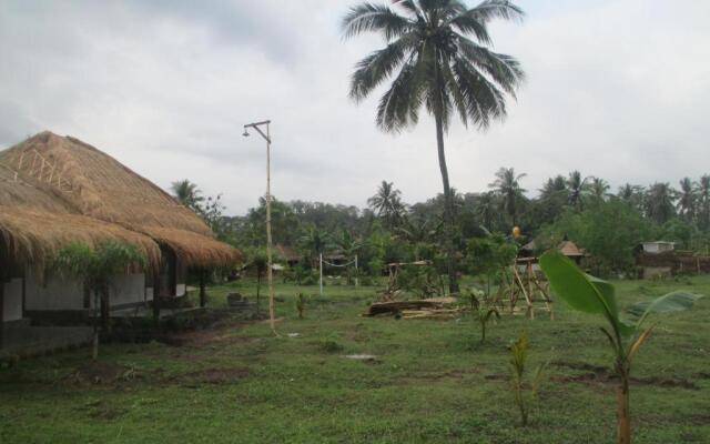 Selong Belanak Bungalows