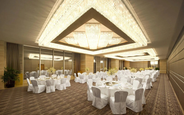 Sheraton Shanghai Hongkou Hotel