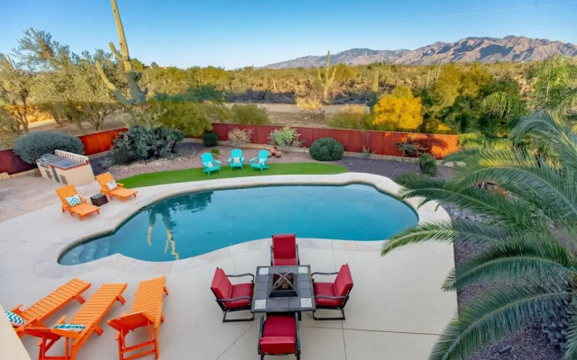 Spectacular Views Heated Pool Outdoor BBQ