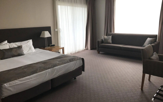 Mornington Hotel