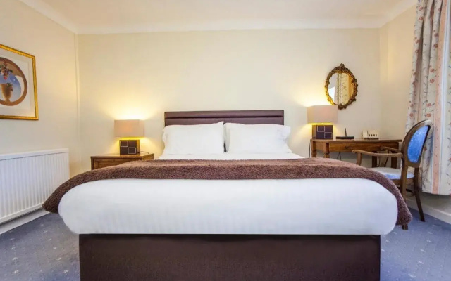 The Walnut Tree Hotel