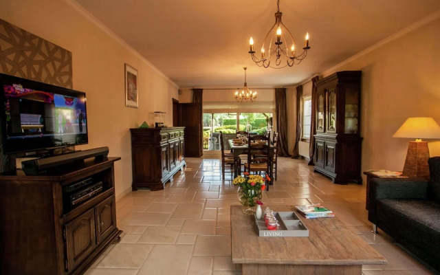 Classy Holiday Home in Aartrijke With Private Swimming Pool