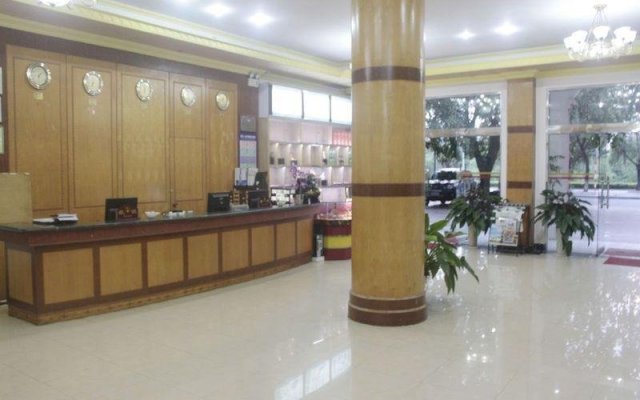 Xingyi Hotel