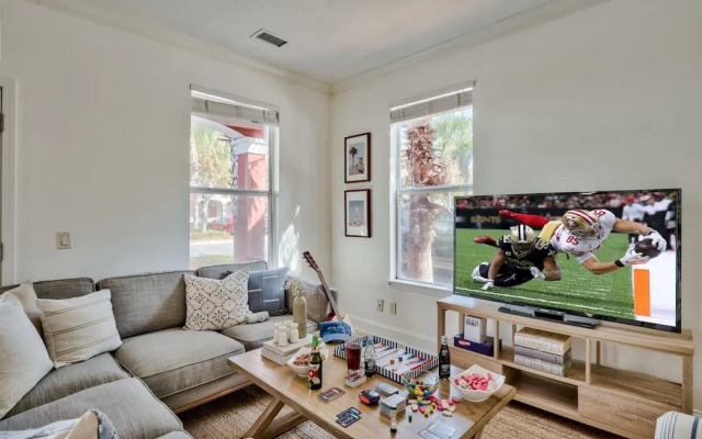 Kono - Coral in Destin