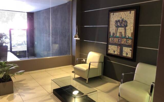 9 de Julio Park Suites