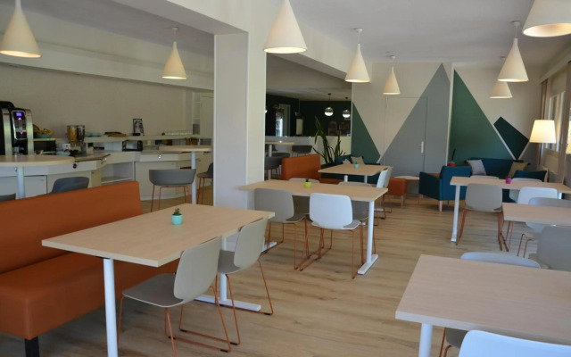 The Originals City, Hôtel Amys