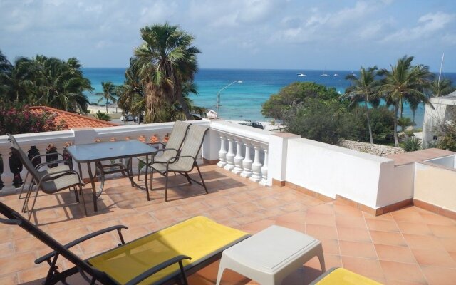 Beach White Villa Aruba