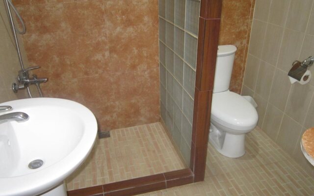 Plaza Maria Luisa Suites Inn