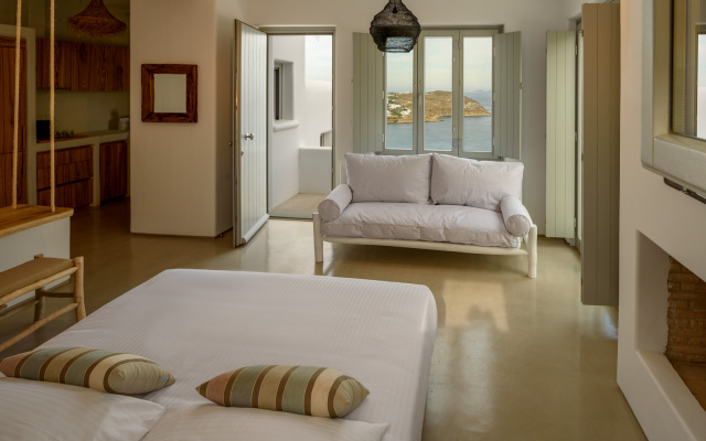 The Summit of Mykonos