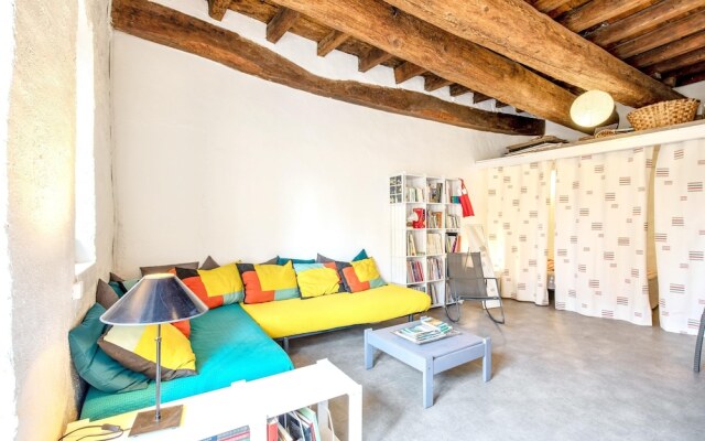 Studio in Villeneuve-lès-avignon, With Balcony