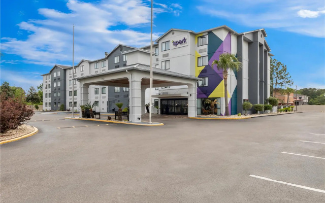 Spark by Hilton Biloxi Ocean Springs