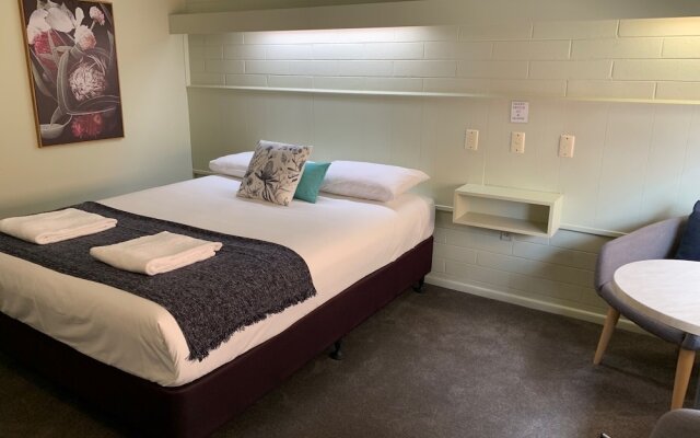 Finley Country Club Hotel Motel