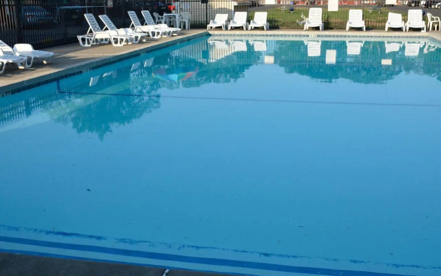 Atlantic Inn & Suites