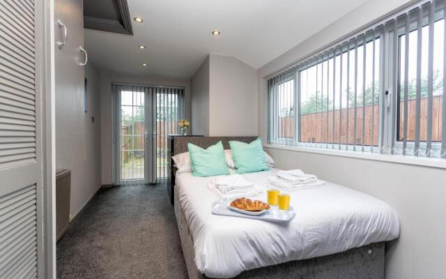James Cook Accommodation