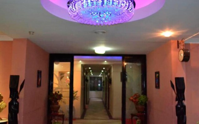 Reba Beach Resort - Hostel