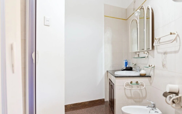 Pleasant Holiday Home in Tropea near Sea