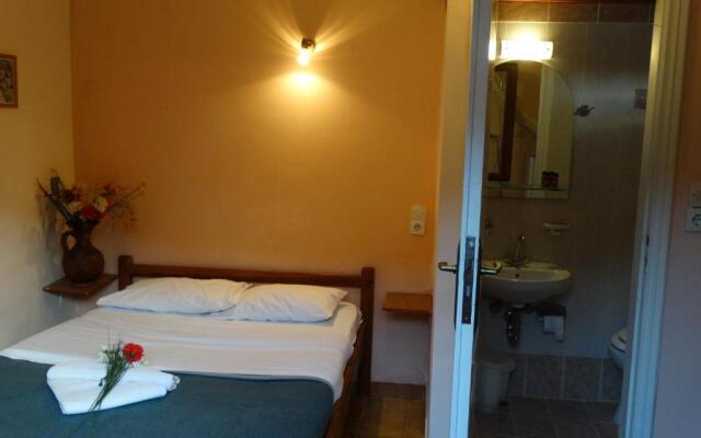 Akrotainaritis Rooms