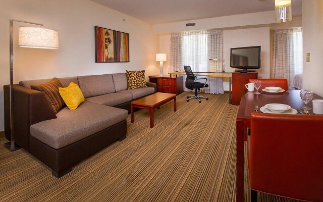 Sonesta ES Suites Fairfax Fair Lakes